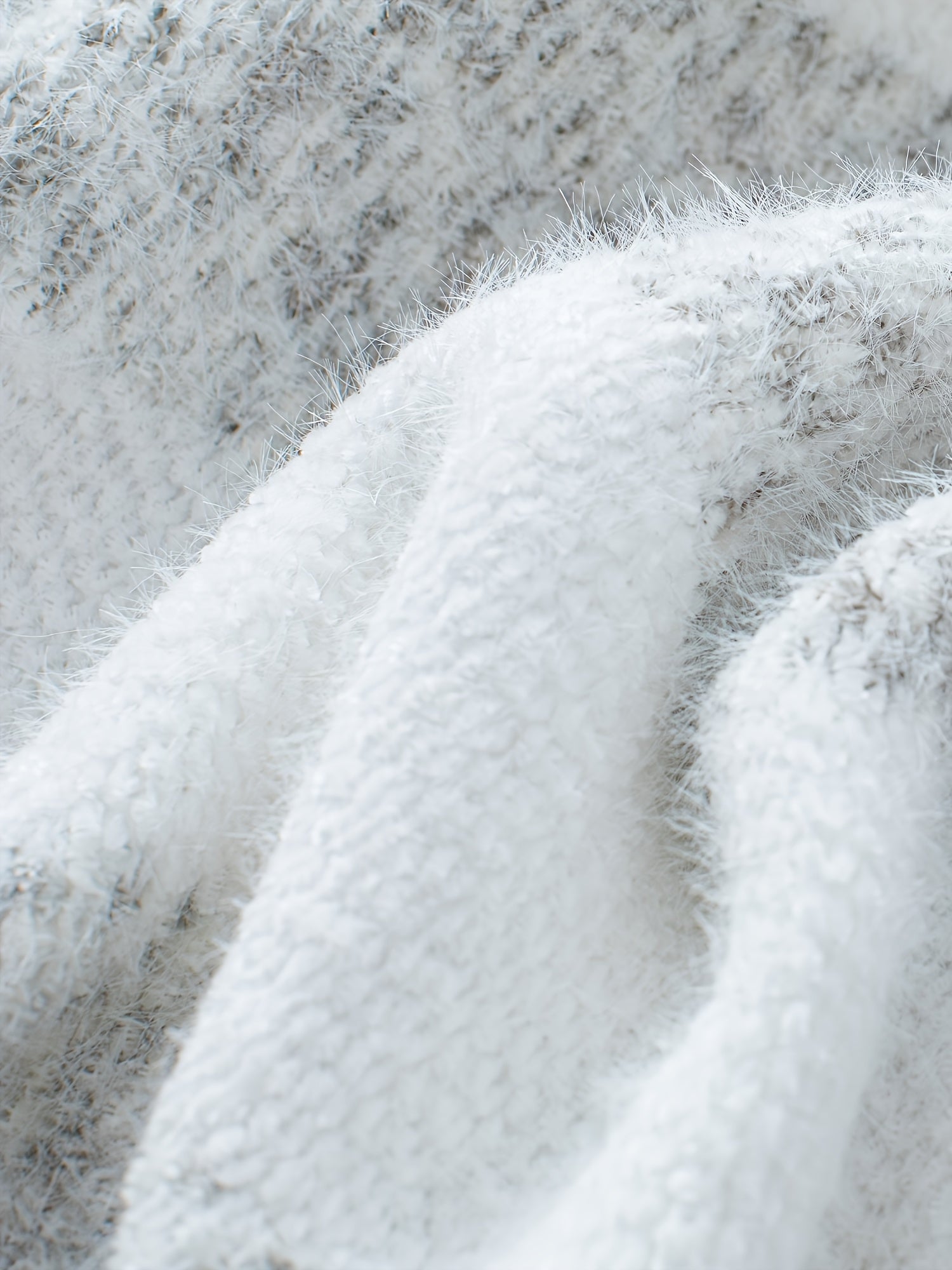 Sierra | Elegant Striped Turtleneck Sweater - Solfae
