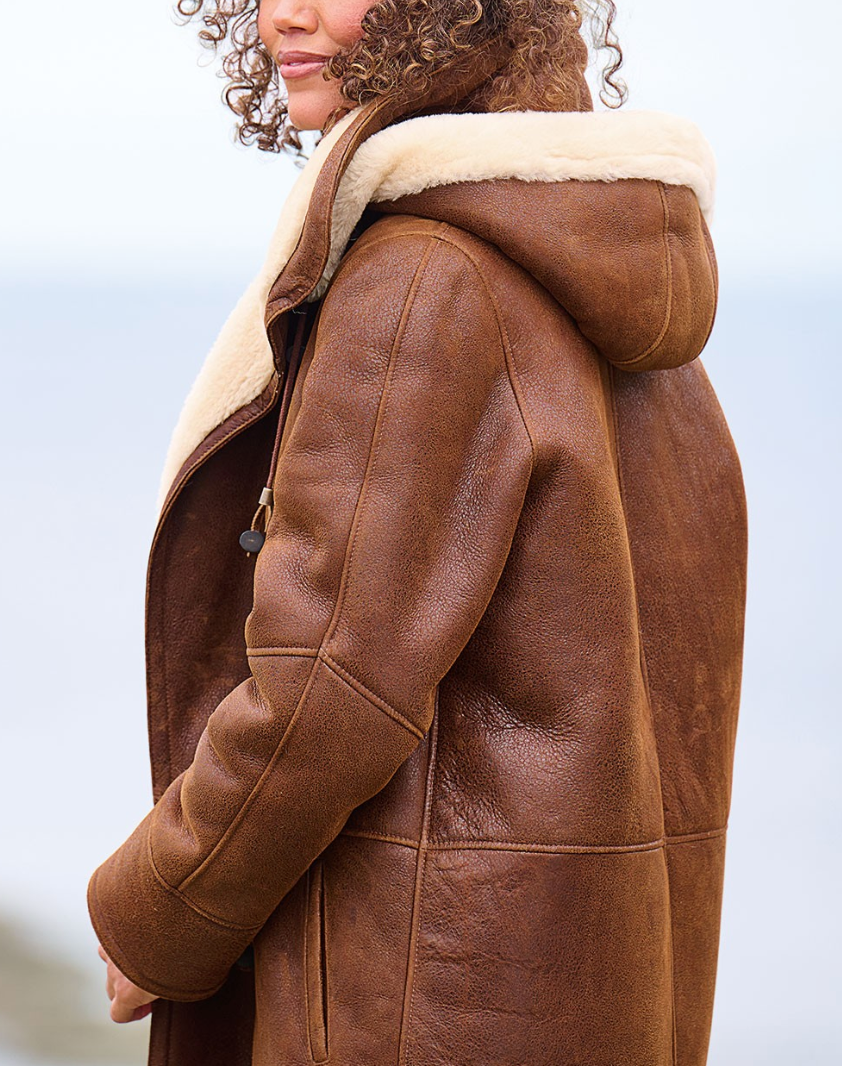Stephanie | Cozy Shearling Hooded Coat - Solfae