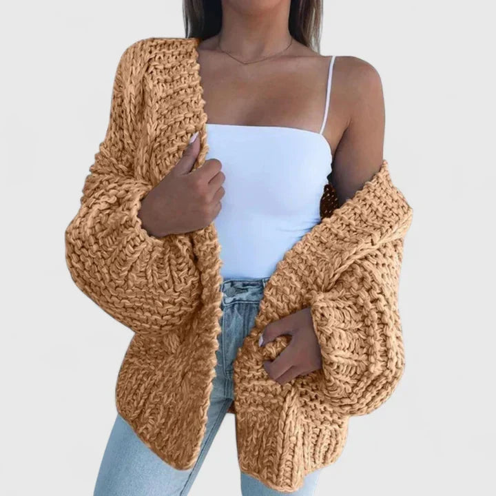 Vanessa | Elegant Chunky Cable Cardigan - Solfae