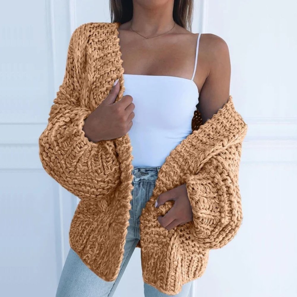 Vanessa | Elegant Chunky Cable Cardigan - Solfae