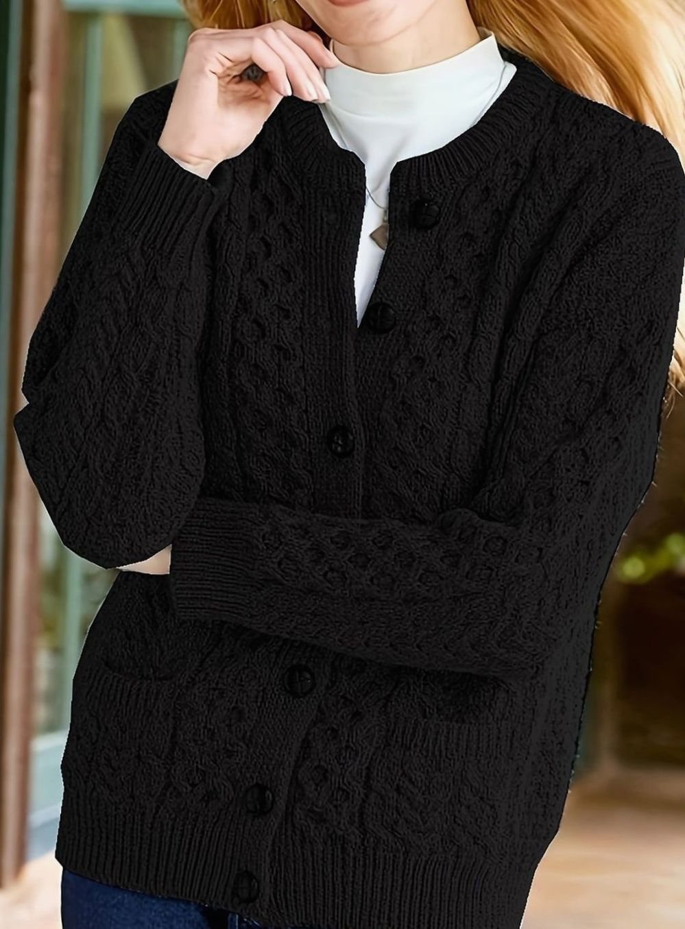 Victoria | Elegant Cable-Knit Button Cardigan - Solfae